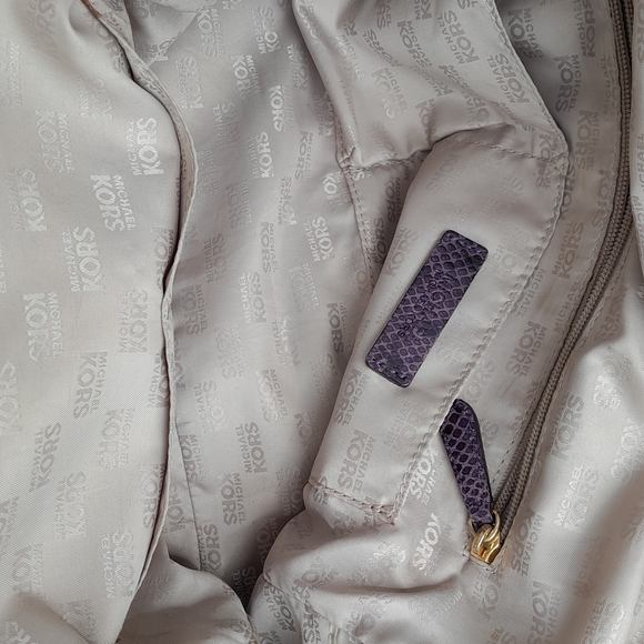 Michael Kors Purple Python Leather Satchel Tote Good Pre Owned RARE - Picture 13 of 13